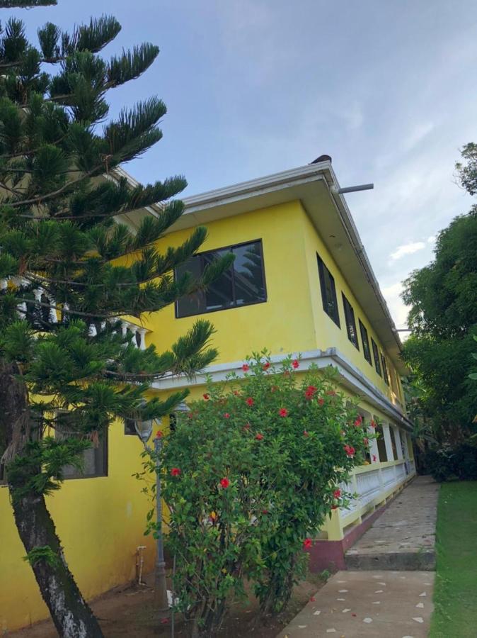 Sunshine Hotel Isla del Maíz Pequeña Exteriör bild